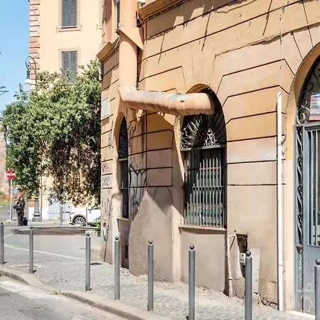 Retro Flat Termini * Rome